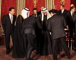 Click image for larger version

Name:	bowing%20to%20Saudi%20King.jpg
Views:	493
Size:	53.1 KB
ID:	33183
